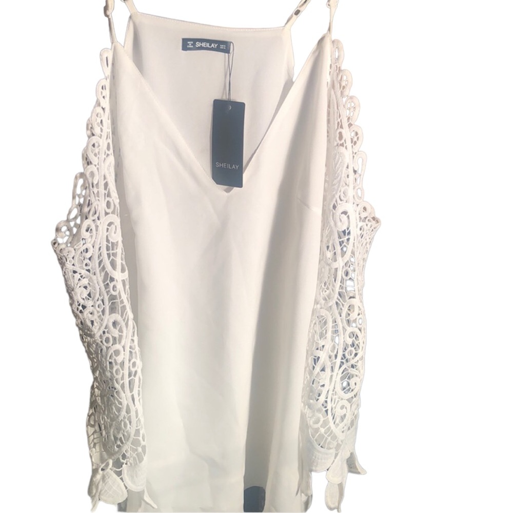 Women’s white Sheilay cold Shoulder fall crochet blouse